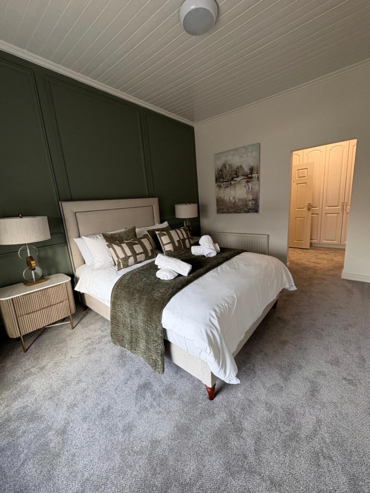 The Copper Still Bar Restaurant & Boutique Rooms Dromod Eksteriør bilde